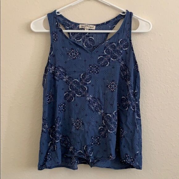 Wallflower Tops - 🔹4/$25 Blue paisley print tank